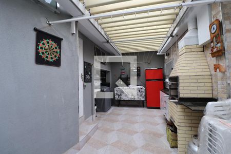 Casa à venda com 180m², 2 quartos e 3 vagasQuintal