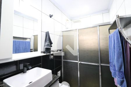 Casa à venda com 180m², 2 quartos e 3 vagasBanheiro