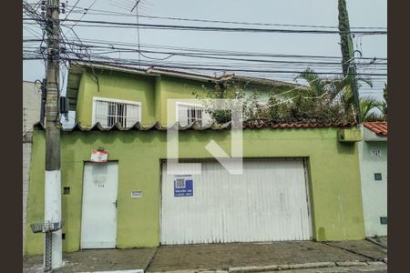 Casa à venda com 131m², 4 quartos e 4 vagasFachada