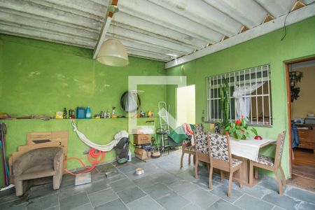 Casa à venda com 131m², 4 quartos e 4 vagasGaragem 