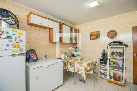 Casa à venda com 131m², 4 quartos e 4 vagasCozinha 