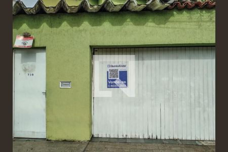 Casa à venda com 131m², 4 quartos e 4 vagasFachada