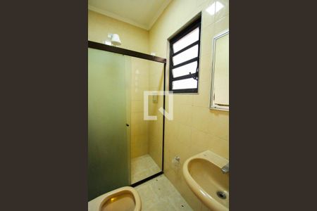 Casa para alugar com 60m², 2 quartos e sem vaga Casa para alugar com 60m², 2 quartos e sem vagaBanheiro