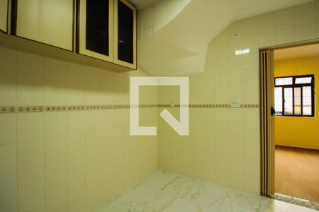 Casa para alugar com 60m², 2 quartos e sem vaga Casa para alugar com 60m², 2 quartos e sem vagaCozinha