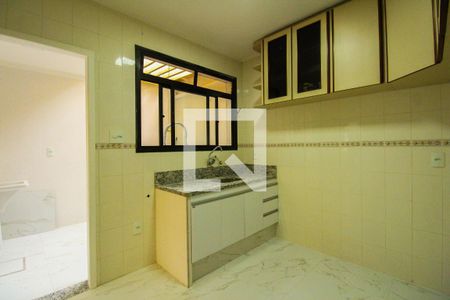 Casa para alugar com 60m², 2 quartos e sem vaga Casa para alugar com 60m², 2 quartos e sem vagaCozinha