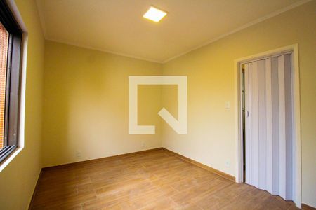 Quarto 2 de casa para alugar com 2 quartos, 60m² em Jardim Hadad, São Paulo