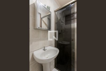 Banheiro de apartamento à venda com 1 quarto, 55m² em Jardim Dona Leopoldina, Porto Alegre