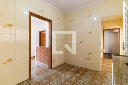 Casa à venda com 440m², 4 quartos e 4 vagasCozinha