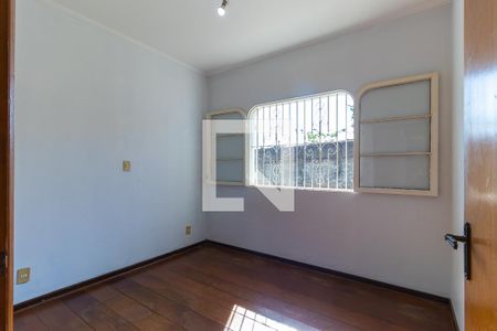 Casa à venda com 440m², 4 quartos e 4 vagasQuarto 3