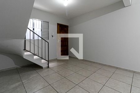 Casa de condomínio para alugar com 70m², 2 quartos e 1 vagaSala/Cozinha