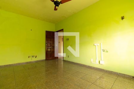 Sala de casa para alugar com 2 quartos, 180m² em Silvânia, Nova Iguaçu