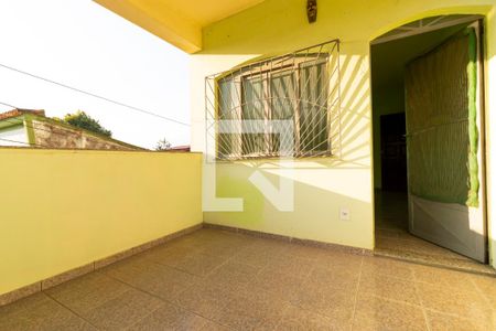 Varanda de casa para alugar com 2 quartos, 180m² em Silvânia, Nova Iguaçu