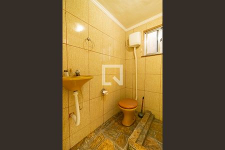 Casa para alugar com 180m², 2 quartos e sem vaga Casa para alugar com 180m², 2 quartos e sem vagaBanheiro
