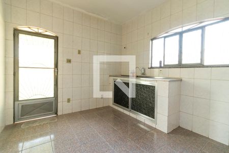 Casa para alugar com 180m², 2 quartos e sem vaga Casa para alugar com 180m², 2 quartos e sem vagaCozinha