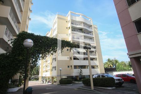 Apartamento para alugar com 77m², 2 quartos e 1 vagaFachada