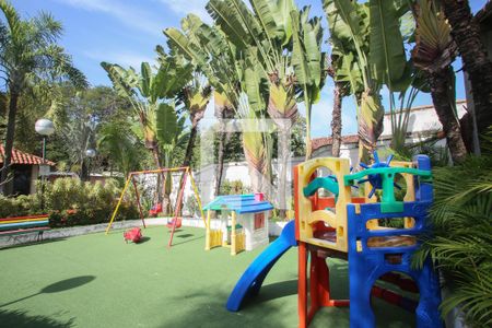 Apartamento para alugar com 77m², 2 quartos e 1 vagaÁrea Comum - Playground