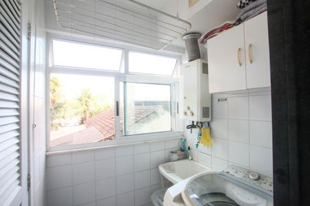 Apartamento para alugar com 77m², 2 quartos e 1 vagaÁrea de Serviço