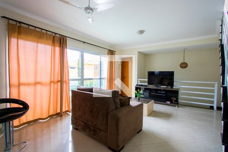 Sala de casa à venda com 3 quartos, 187m² em Vila Linda, Santo André