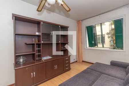 Sala de apartamento para alugar com 3 quartos, 89m² em São João, Porto Alegre