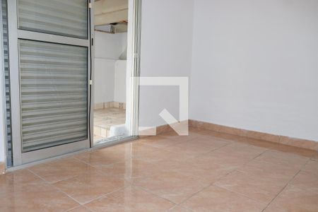 Casa para alugar com 2 quartos, 75m² em Vila Guarani (z Sul), São Paulo