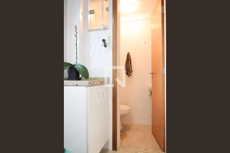 Apartamento à venda com 106m², 3 quartos e 1 vagaÁrea de Serviço