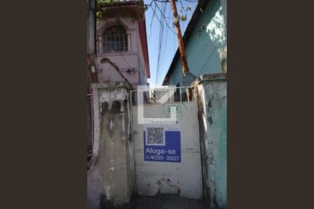 Casa para alugar com 67m², 2 quartos e sem vagaPlaquinha Instalada