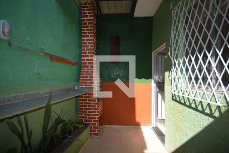 Casa para alugar com 67m², 2 quartos e sem vagaÁrea de Serviço Com Churr...