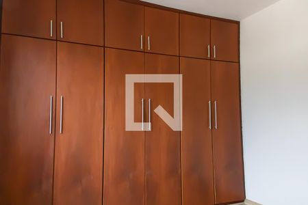 Apartamento à venda com 73m², 2 quartos e 1 vagaQuarto 2