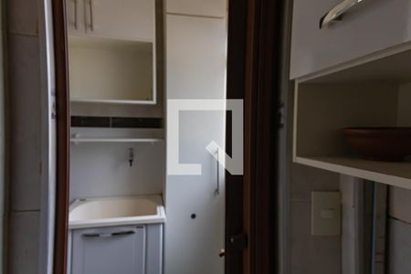 Apartamento à venda com 73m², 2 quartos e 1 vagaBanheiro de serviço