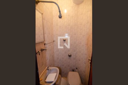 Apartamento à venda com 110m², 3 quartos e sem vaga Apartamento à venda com 110m², 3 quartos e sem vagaBanheiro de Serviço