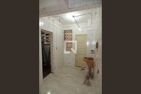 Apartamento à venda com 110m², 3 quartos e sem vaga Apartamento à venda com 110m², 3 quartos e sem vagaÁrea de Serviço