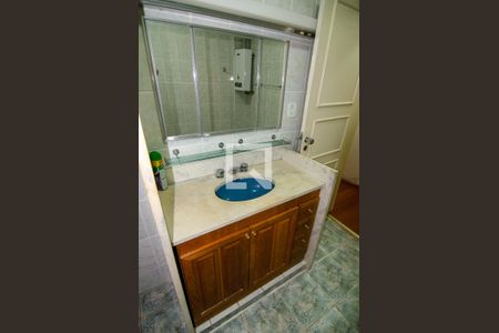 Apartamento à venda com 110m², 3 quartos e sem vaga Apartamento à venda com 110m², 3 quartos e sem vagaBanheiro Social