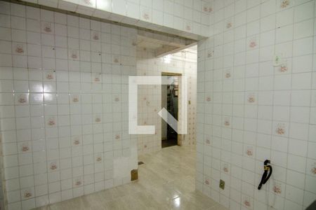 Apartamento à venda com 110m², 3 quartos e sem vaga Apartamento à venda com 110m², 3 quartos e sem vagaCozinha