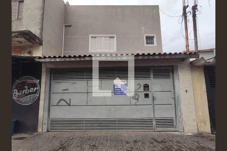 Casa à venda com 140m², 3 quartos e 2 vagasFachada