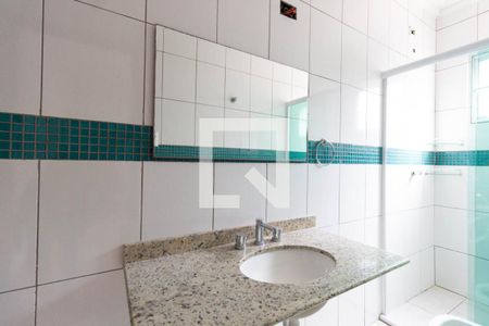 Casa à venda com 140m², 3 quartos e 2 vagasBanheiro Suíte 1