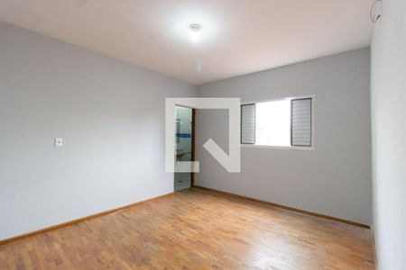 Casa à venda com 140m², 3 quartos e 2 vagasSuíte 2