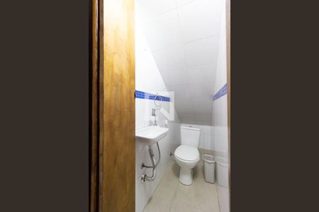 Lavabo de casa à venda com 3 quartos, 140m² em Parque Edu Chaves, São Paulo