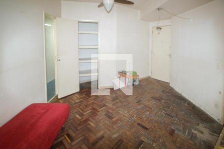 Apartamento à venda com 74m², 2 quartos e 1 vagaSala