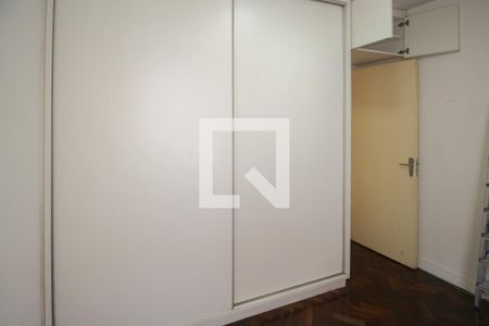 Apartamento à venda com 74m², 2 quartos e 1 vagaQuarto 2