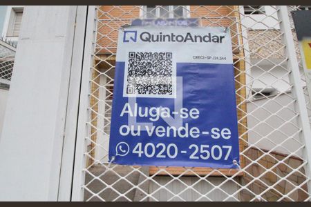 Casa para alugar com 240m², 3 quartos e 5 vagasFachada