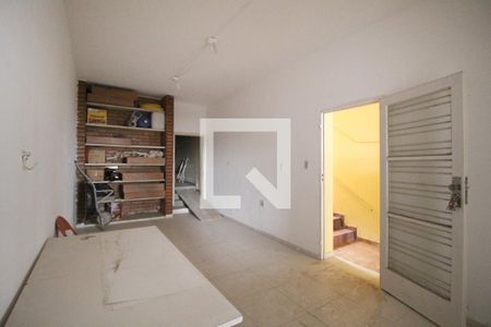 Casa para alugar com 240m², 3 quartos e 5 vagasDepósito
