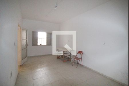 Casa para alugar com 240m², 3 quartos e 5 vagasDepósito