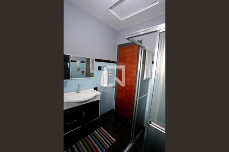 Casa à venda com 180m², 2 quartos e 5 vagasBanheiro