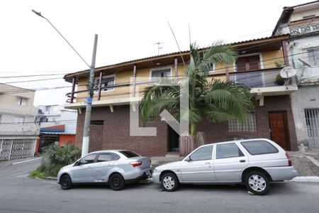 Casa à venda com 180m², 2 quartos e 5 vagasFachada
