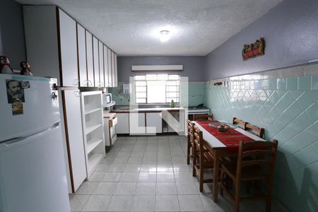 Casa à venda com 180m², 2 quartos e 5 vagasCozinha