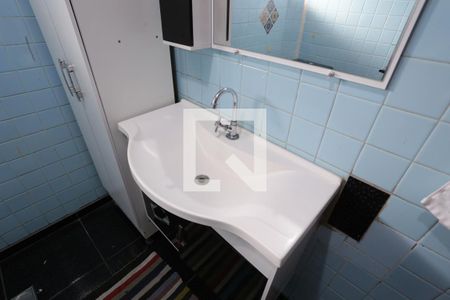 Casa à venda com 180m², 2 quartos e 5 vagasBanheiro