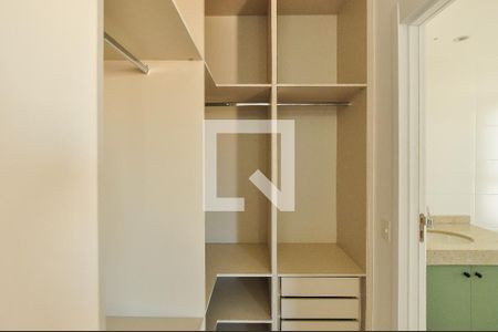 Apartamento à venda com 73m², 2 quartos e 1 vagaCloset da suíte