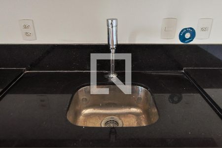 Sala/Cozinha de apartamento para alugar com 2 quartos, 73m² em Cerqueira César, São Paulo