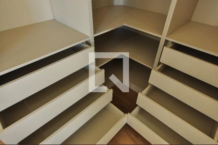 Apartamento à venda com 73m², 2 quartos e 1 vagaCloset da suíte