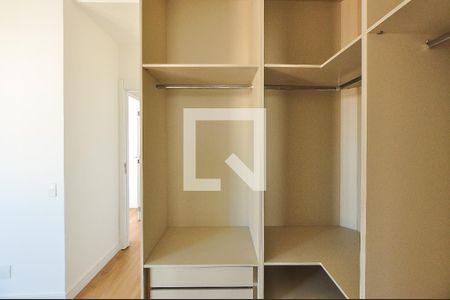 Apartamento à venda com 73m², 2 quartos e 1 vagaCloset da suíte